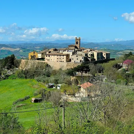 Montefabbri Bed & Breakfast 3*